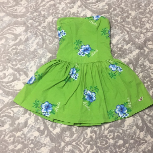 Hollister Dresses & Skirts - Hollister strapless dress